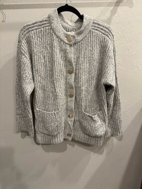 Abercrombie & Fitch Heather Gray Button-Front Women's Cardigan Sweater